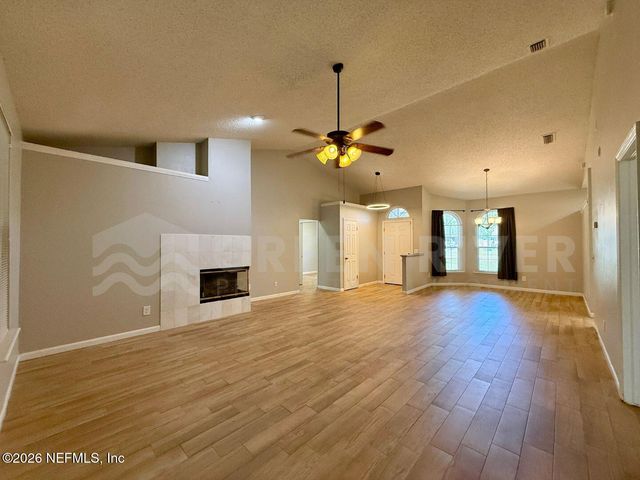 7642 COLLINS RIDGE Boulevard, Jacksonville, FL 32244