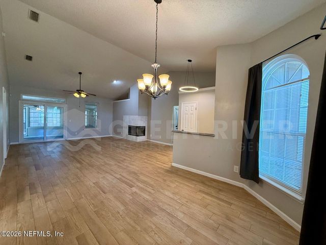 7642 COLLINS RIDGE Boulevard, Jacksonville, FL 32244