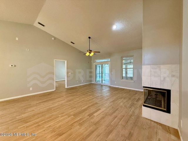 7642 COLLINS RIDGE Boulevard, Jacksonville, FL 32244