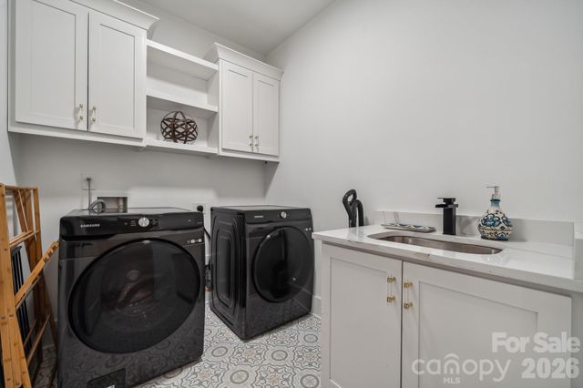 1412 N Caldwell Street, Charlotte, NC 28206