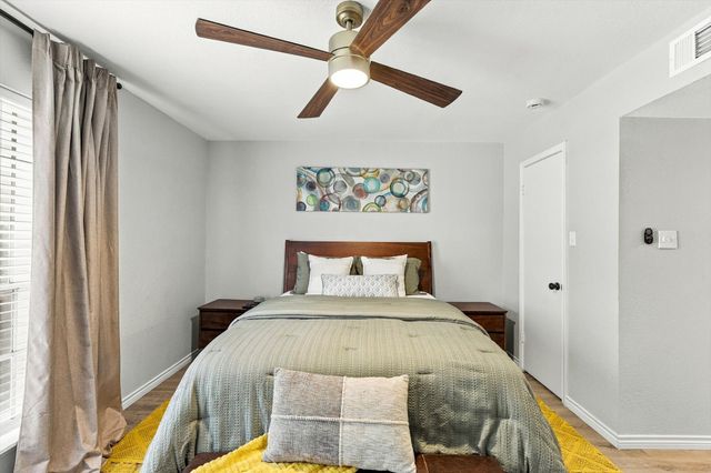 9801 Royal Lane 202, Dallas, TX 75231