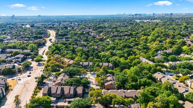 9801 Royal Lane 202, Dallas, TX 75231