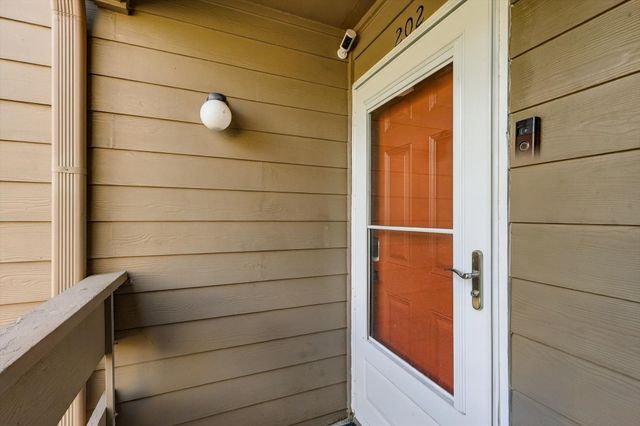 9801 Royal Lane 202, Dallas, TX 75231