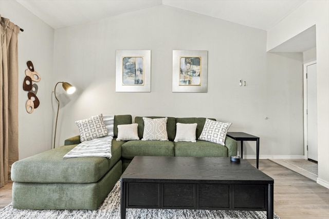 9801 Royal Lane 202, Dallas, TX 75231