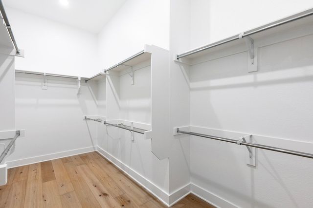 2711 Fawnwood Court, Sherman, TX 75092