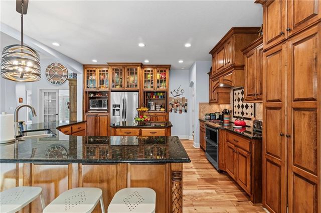 9127 N Evanston Avenue, Kansas City, MO 64157