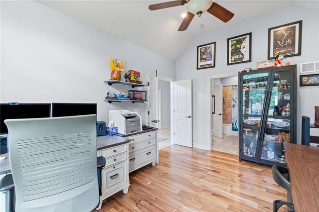 9127 N Evanston Avenue, Kansas City, MO 64157
