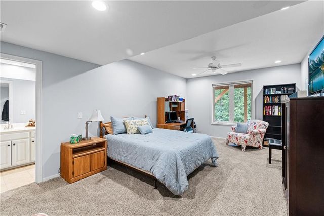 9127 N Evanston Avenue, Kansas City, MO 64157
