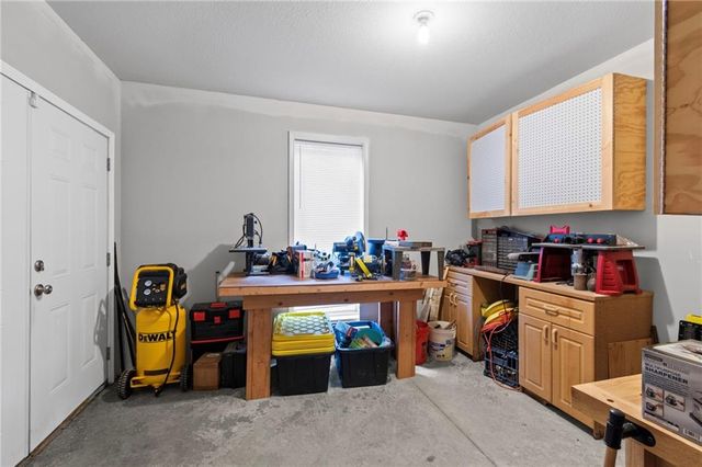 9127 N Evanston Avenue, Kansas City, MO 64157