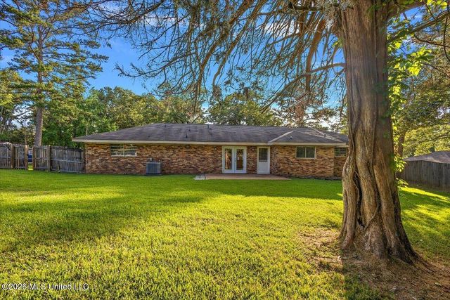 30 Fox Glen Cove, Brandon, MS 39042