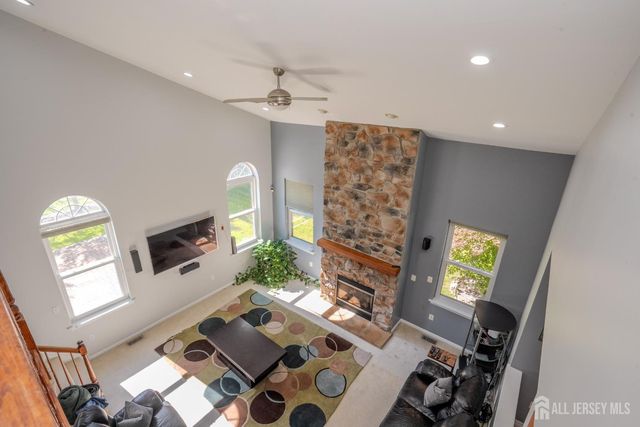 20 Forest Lane, Monroe, NJ 08831