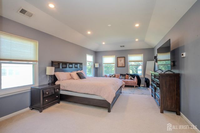20 Forest Lane, Monroe, NJ 08831