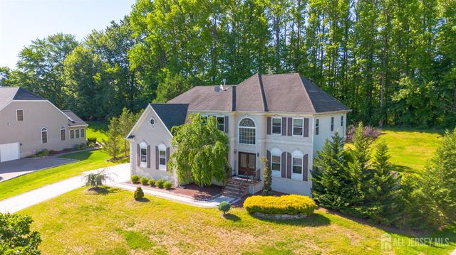 20 Forest Lane, Monroe, NJ 08831