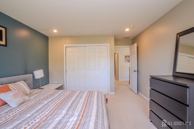 20 Forest Lane, Monroe, NJ 08831