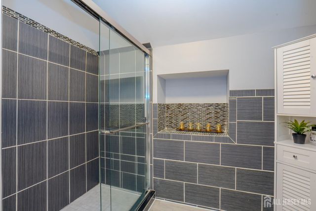 20 Forest Lane, Monroe, NJ 08831