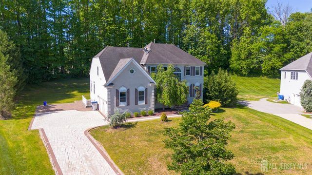 20 Forest Lane, Monroe, NJ 08831