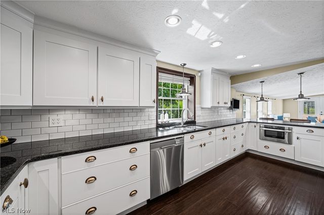 330 Perry Road, Tallmadge, OH 44278