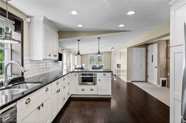 330 Perry Road, Tallmadge, OH 44278