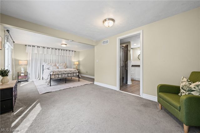 330 Perry Road, Tallmadge, OH 44278
