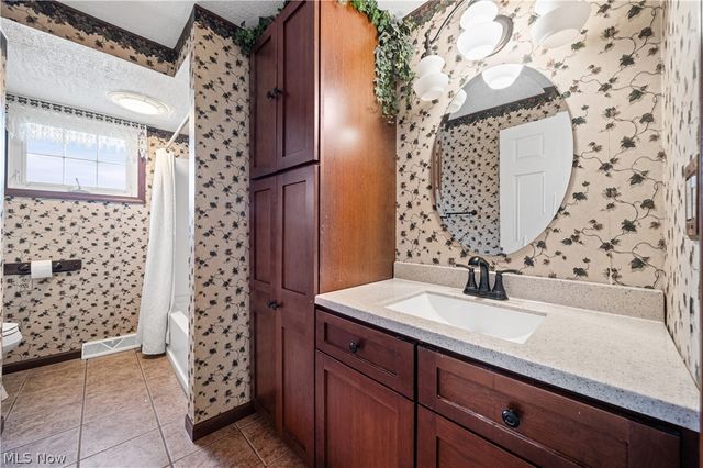 330 Perry Road, Tallmadge, OH 44278
