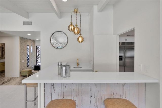 2027 S Toledo Avenue, Palm Springs, CA 92264