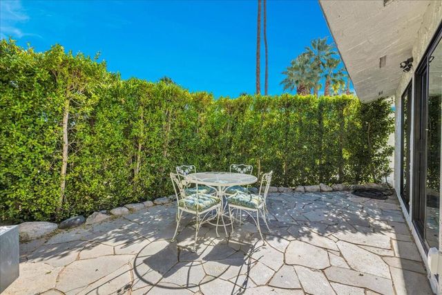 2027 S Toledo Avenue, Palm Springs, CA 92264