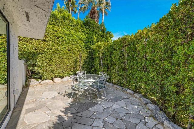 2027 S Toledo Avenue, Palm Springs, CA 92264