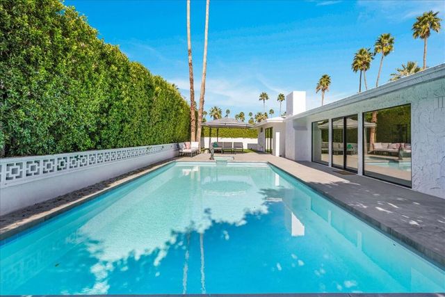 2027 S Toledo Avenue, Palm Springs, CA 92264