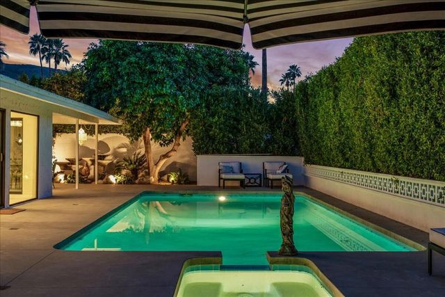 2027 S Toledo Avenue, Palm Springs, CA 92264