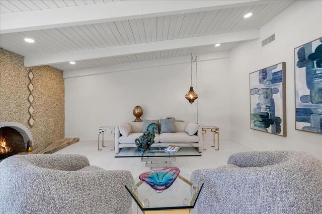 2027 S Toledo Avenue, Palm Springs, CA 92264