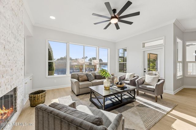 3817 MICHAELS LANDING Circle, Jacksonville, FL 32224