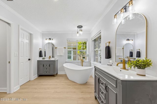 3817 MICHAELS LANDING Circle, Jacksonville, FL 32224