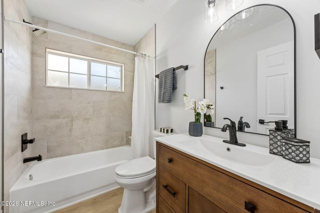 3817 MICHAELS LANDING Circle, Jacksonville, FL 32224