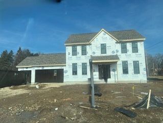 W251N2469 Valleyview CIRCLE #Lt15, Pewaukee, WI 53072