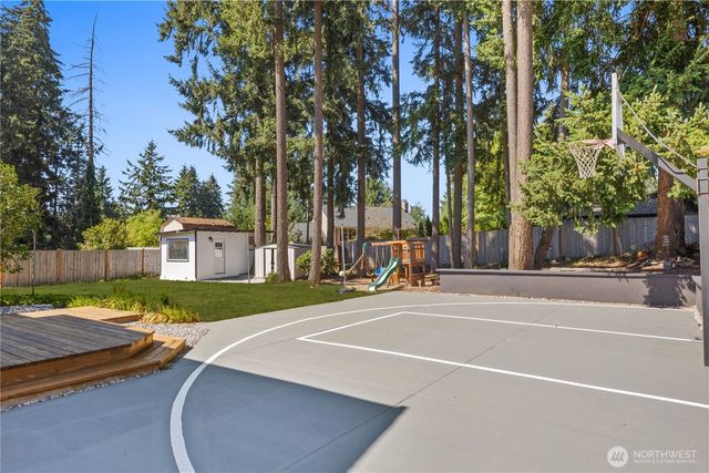 7323 142nd Street Ct E, Puyallup, WA 98373