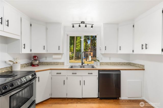 7323 142nd Street Ct E, Puyallup, WA 98373