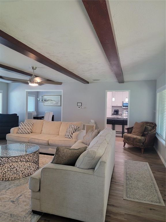 Image 42 of property listing at 516 1ST AVENUE E, Bradenton, FL 34208