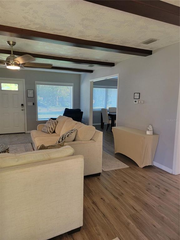 Image 54 of property listing at 516 1ST AVENUE E, Bradenton, FL 34208