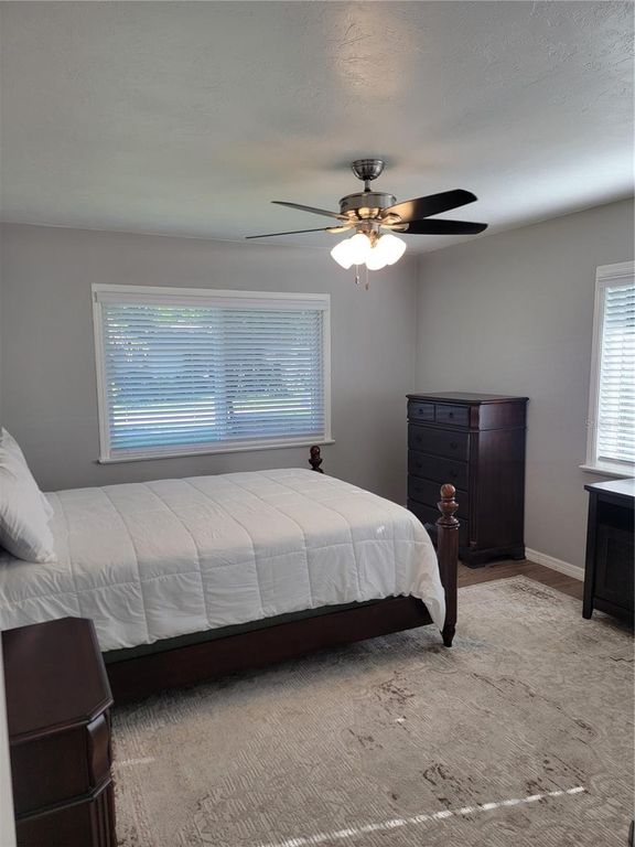 Image 57 of property listing at 516 1ST AVENUE E, Bradenton, FL 34208
