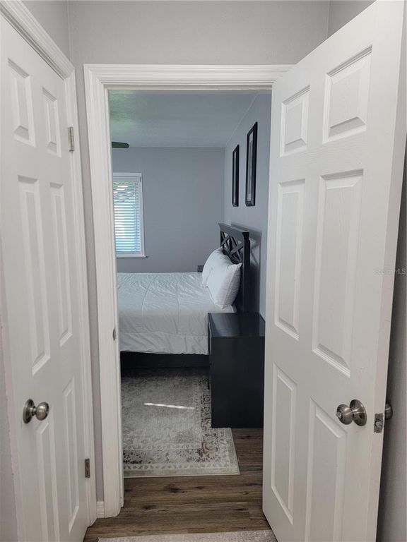 Image 63 of property listing at 516 1ST AVENUE E, Bradenton, FL 34208