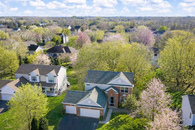 2430 Golf Drive, Woodbury, MN 55129