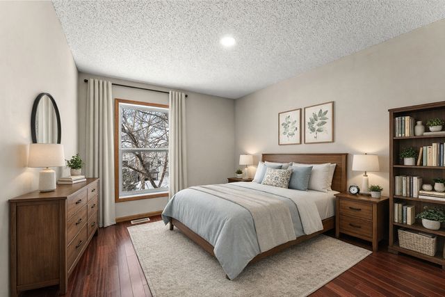 2430 Golf Drive, Woodbury, MN 55129