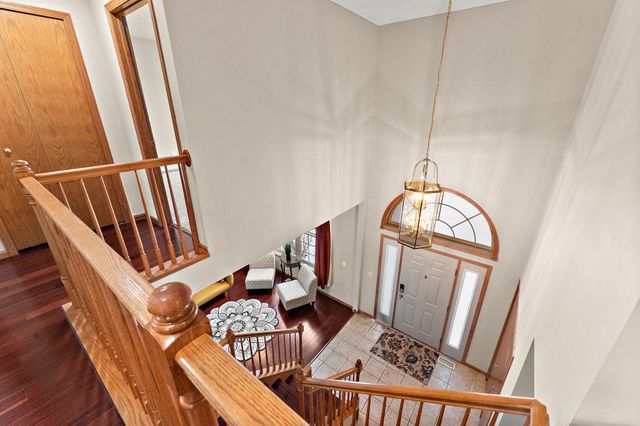 2430 Golf Drive, Woodbury, MN 55129