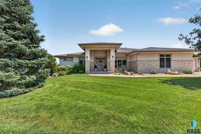3001 W Old Yankton Rd Road, Sioux Falls, SD 57108