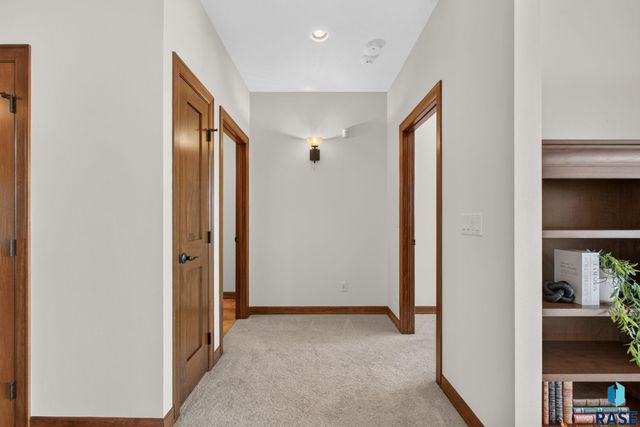 3001 W Old Yankton Rd Road, Sioux Falls, SD 57108