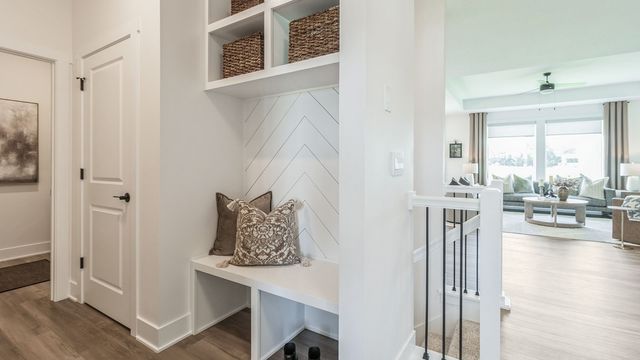 630 NW Concord Lane, Waukee, IA 50263