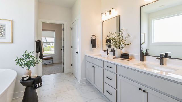 630 NW Concord Lane, Waukee, IA 50263