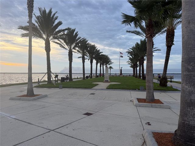 1510 SANFORD AVE, Sanford, FL 32771