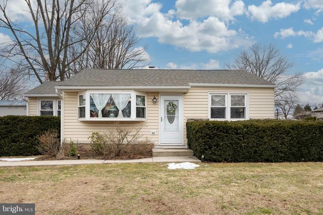 162 N REED RD, Royersford, PA 19468