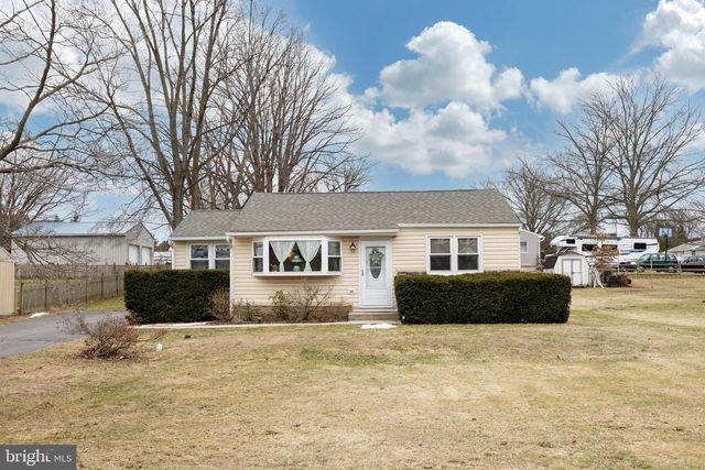 162 N REED RD, Royersford, PA 19468